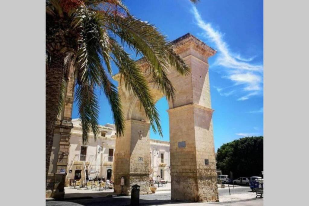 Piccola Casetta In Pieno Centro Noto Exterior photo